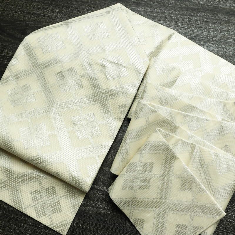 名古屋帯 全通柄 正絹 古典柄 名古屋仕立て なごや帯 リサイクル帯 帯 銀糸 白_画像17