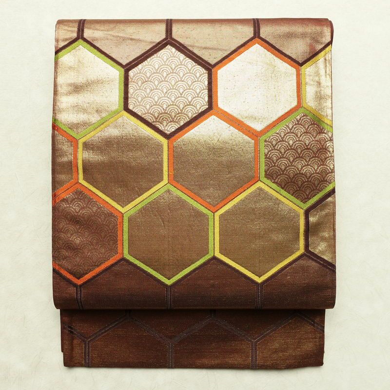 名古屋帯 太鼓柄 正絹 亀甲柄 通し仕立て なごや帯 リサイクル帯 帯 青海波 引箔 茶_画像1