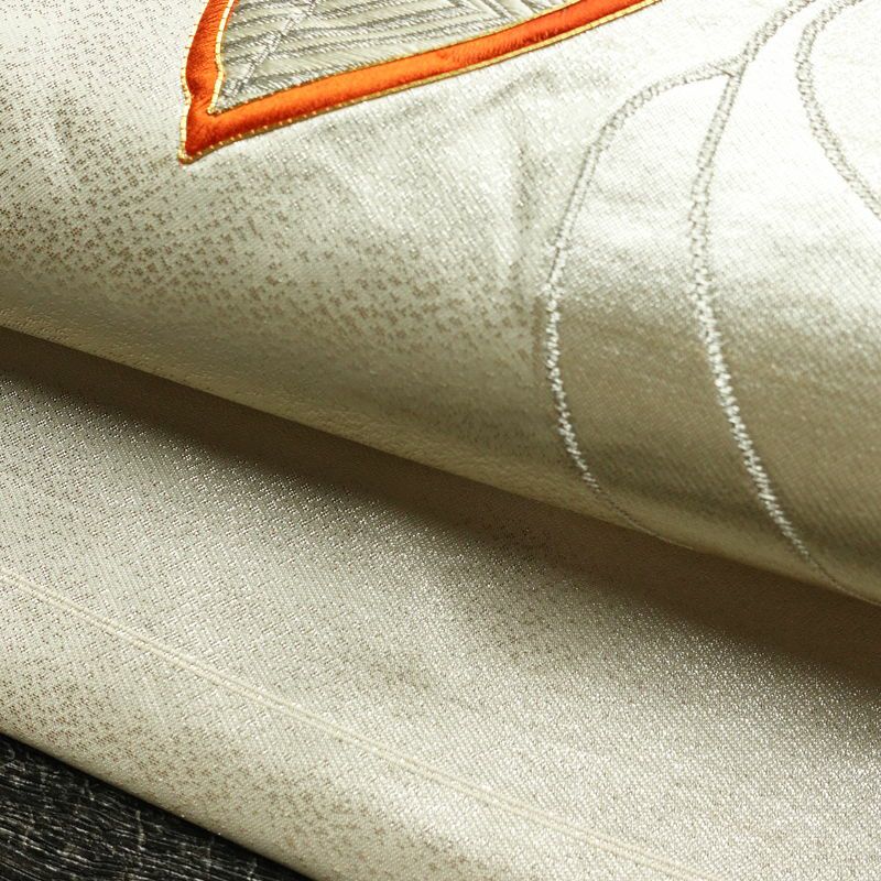 名古屋帯 太鼓柄 金駒刺繍 正絹 木の葉・植物柄 名古屋仕立て なごや帯 リサイクル帯 帯 刺繍 シンプル 金・銀_画像8