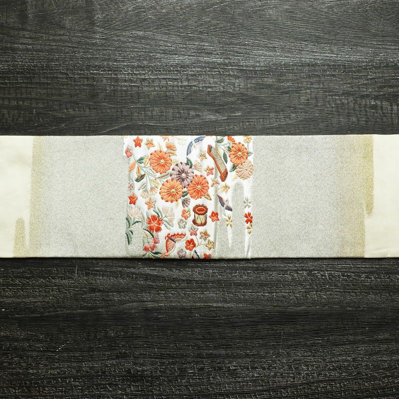 名古屋帯 太鼓柄 正絹 花柄 名古屋仕立て なごや帯 リサイクル帯 帯 箔 菊 白_画像13