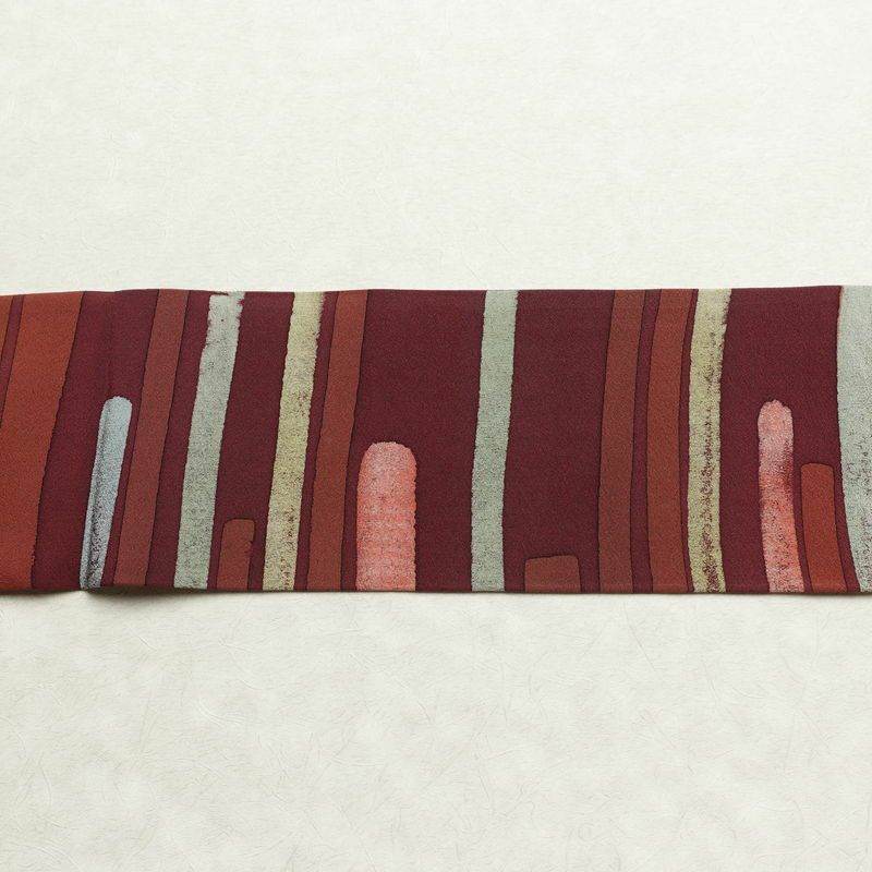 名古屋帯 全通柄 良品 正絹 幾何学柄・抽象柄 名古屋仕立て なごや帯 リサイクル帯 帯 モダン 小豆・エンジ_画像13