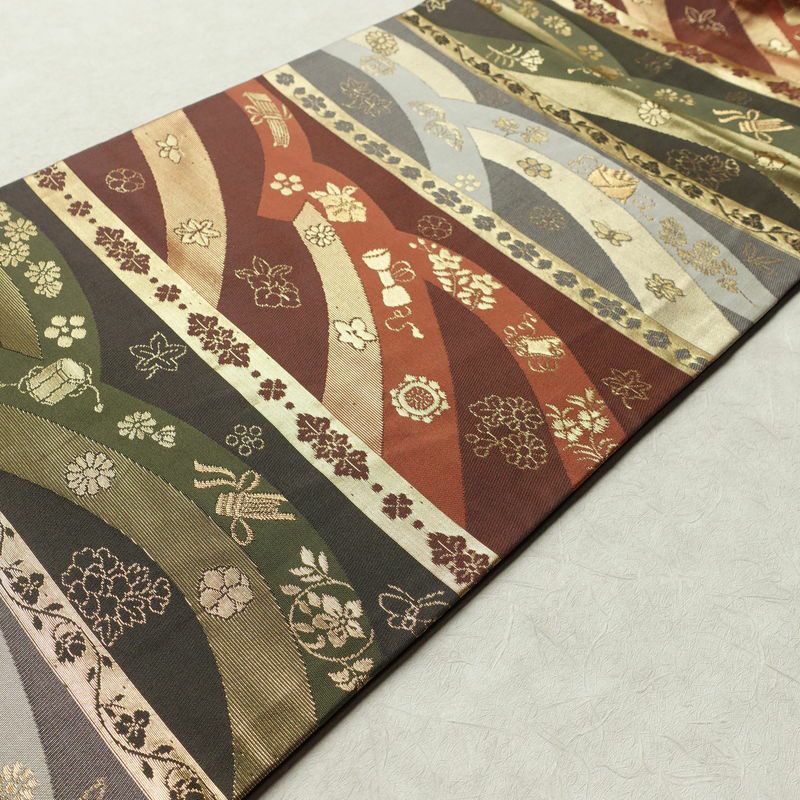 名古屋帯 太鼓柄 正絹 古典柄 名古屋仕立て なごや帯 リサイクル帯 帯 箔 多色使い_画像12