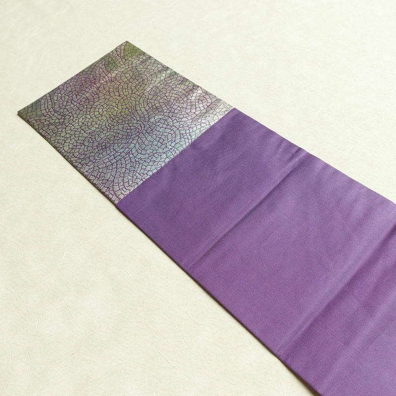 名古屋帯 六通柄 正絹 幾何学柄・抽象柄 名古屋仕立て なごや帯 比翼仕立て リサイクル帯 帯 箔 紫・藤色_画像16