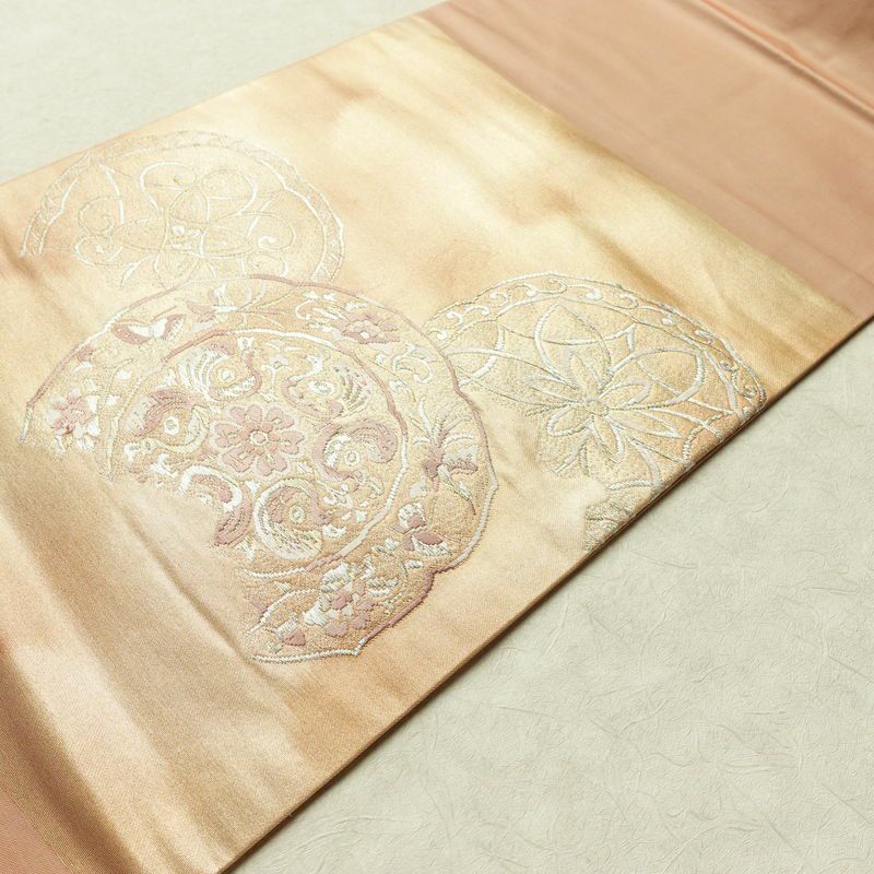 名古屋帯 太鼓柄 良品 正絹 幾何学柄・抽象柄 名古屋仕立て なごや帯 リサイクル帯 帯 ピンクベージュ ベージュ_画像11