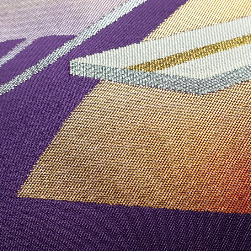 名古屋帯 太鼓柄 正絹 古典柄 松葉仕立て なごや帯 リサイクル帯 帯 引箔 扇子 紫・藤色_画像5