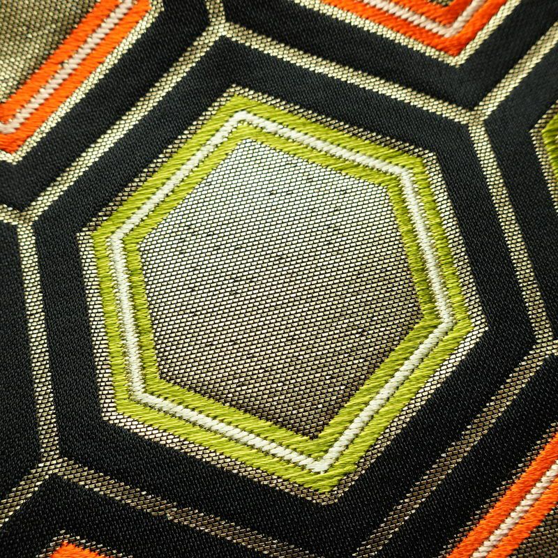 名古屋帯 六通柄 正絹 亀甲柄 名古屋仕立て なごや帯 リサイクル帯 帯 引箔 黒_画像3