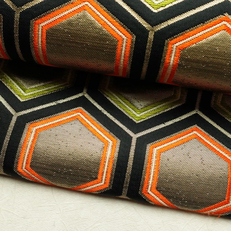 名古屋帯 六通柄 正絹 亀甲柄 名古屋仕立て なごや帯 リサイクル帯 帯 引箔 黒_画像7