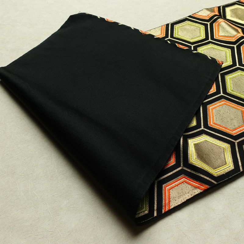 名古屋帯 六通柄 正絹 亀甲柄 名古屋仕立て なごや帯 リサイクル帯 帯 引箔 黒_画像9