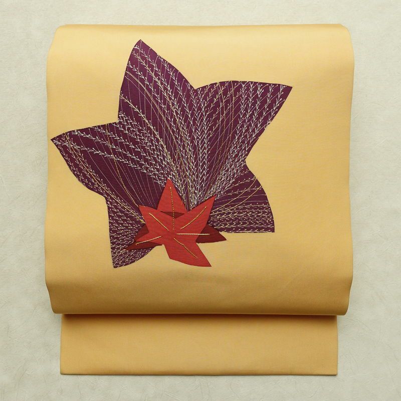 名古屋帯 太鼓柄 正絹 木の葉・植物柄 名古屋仕立て なごや帯 リサイクル帯 帯 金糸 紅葉 黄・黄土色_画像1