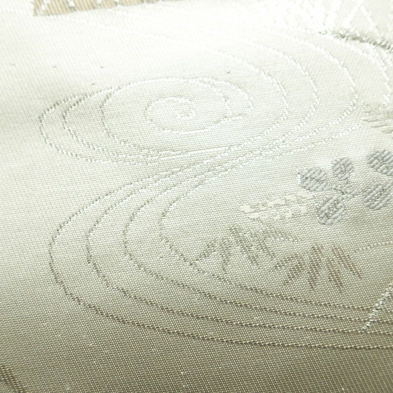 名古屋帯 プラチナ箔 太鼓柄 良品 正絹 花柄 名古屋仕立て なごや帯 リサイクル帯 帯 箔 上品 金・銀_画像6