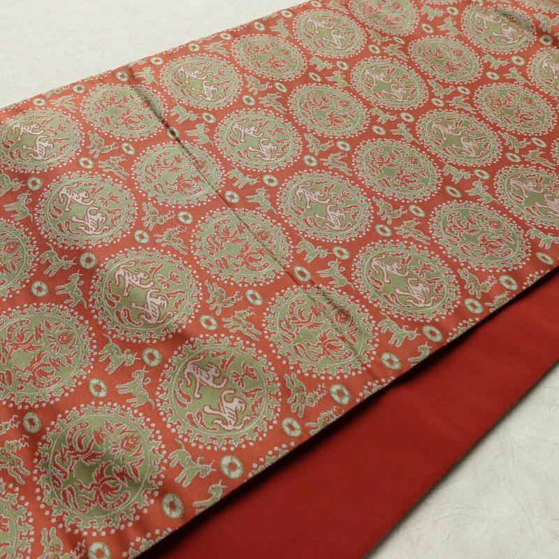 名古屋帯 全通柄 良品 正絹 幾何学柄・抽象柄 通し仕立て なごや帯 リサイクル帯 帯 カジュアル 赤・朱_画像6