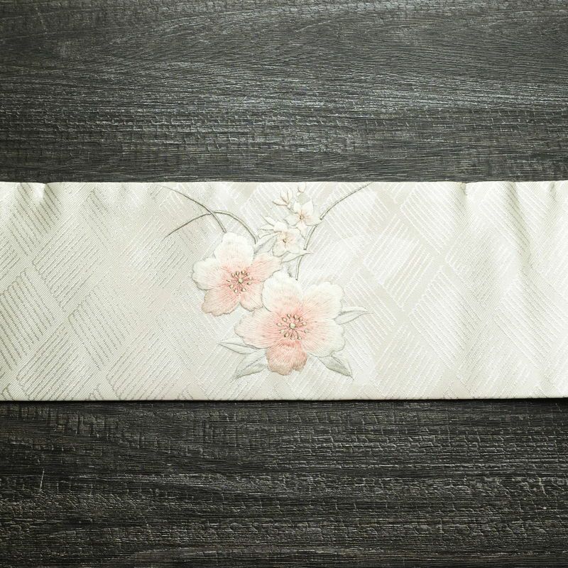名古屋帯 太鼓柄 美品 正絹 花柄 名古屋仕立て なごや帯 リサイクル帯 帯 刺繍 箔 未使用品 桜 金・銀_画像14