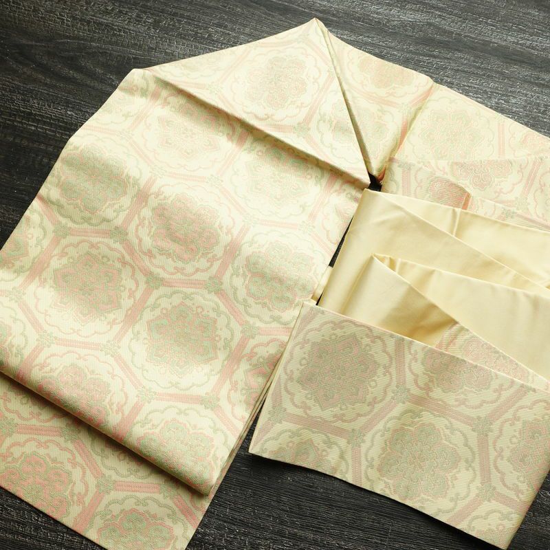 名古屋帯 六通柄 美品 正絹 亀甲柄 名古屋仕立て なごや帯 リサイクル帯 帯 未使用品 ベージュ_画像17