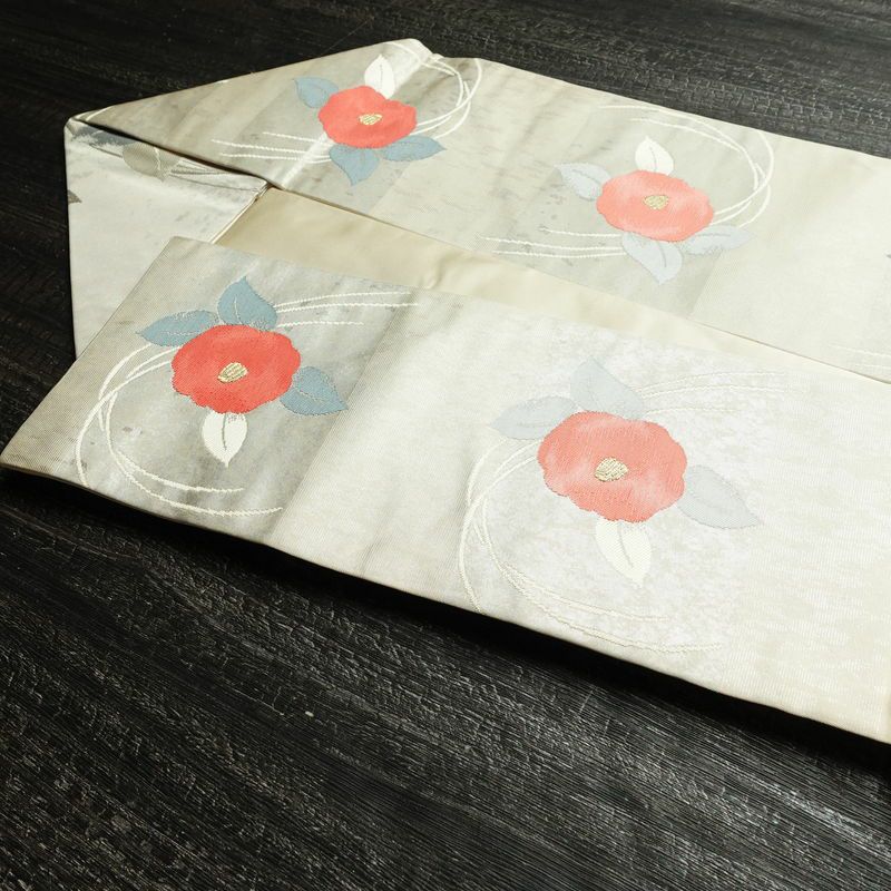 名古屋帯 六通柄 良品 正絹 花柄 名古屋仕立て なごや帯 リサイクル帯 帯 椿 箔 金糸 金・銀_画像21