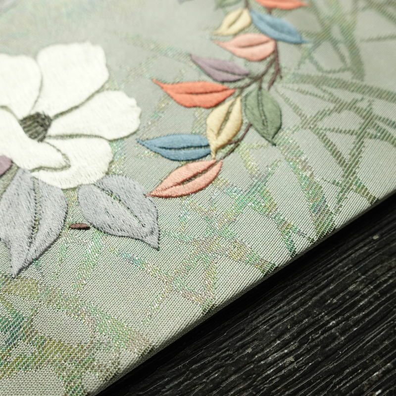名古屋帯 太鼓柄 正絹 花柄 名古屋仕立て なごや帯 リサイクル帯 帯 椿 刺繍 箔 緑・うぐいす色_画像12