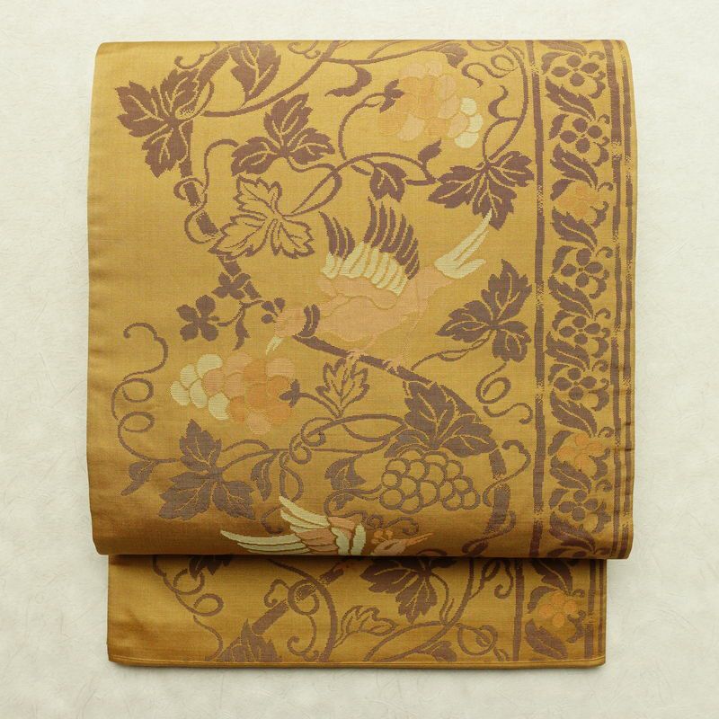 名古屋帯 全通柄 正絹 美保姿 木の葉・植物柄 通し仕立て なごや帯 リサイクル帯 帯 黄・黄土色_画像1