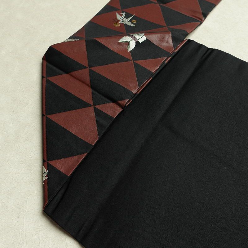 名古屋帯 六通柄 良品 正絹 古典柄 名古屋仕立て なごや帯 リサイクル帯 折り鶴 折り紙 かざぐるま 帯 刺繍 黒_画像19