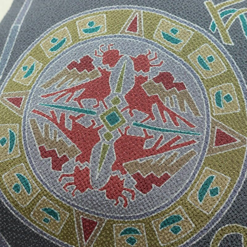 名古屋帯 全通柄 良品 縮緬 正絹 幾何学柄・抽象柄 名古屋仕立て なごや帯 リサイクル帯 くすみブルー 帯 青・紺_画像3