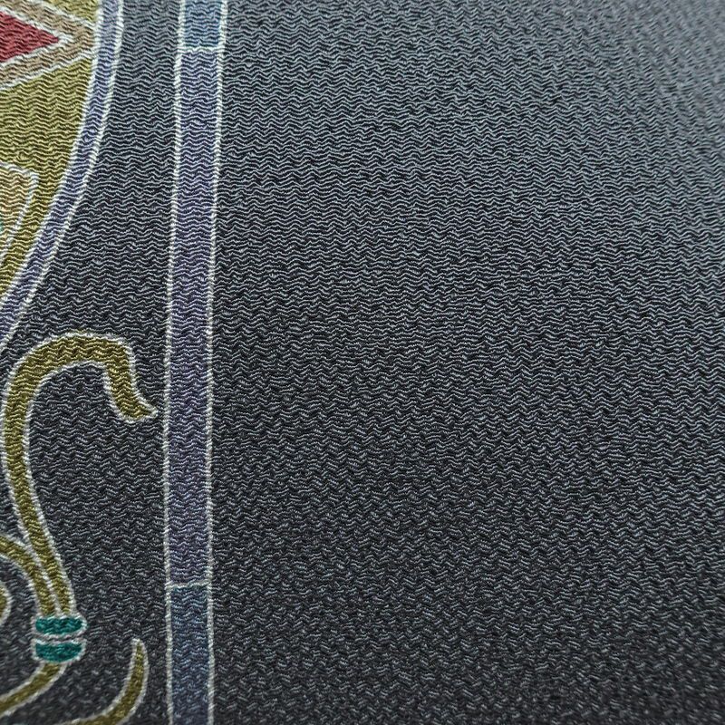 名古屋帯 全通柄 良品 縮緬 正絹 幾何学柄・抽象柄 名古屋仕立て なごや帯 リサイクル帯 くすみブルー 帯 青・紺_画像4