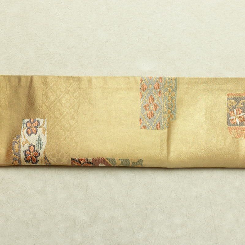 名古屋帯 葵箔錦織 六通柄 正絹 幾何学柄・抽象柄 通し仕立て なごや帯 リサイクル帯 帯 箔 金糸 金・銀_画像16