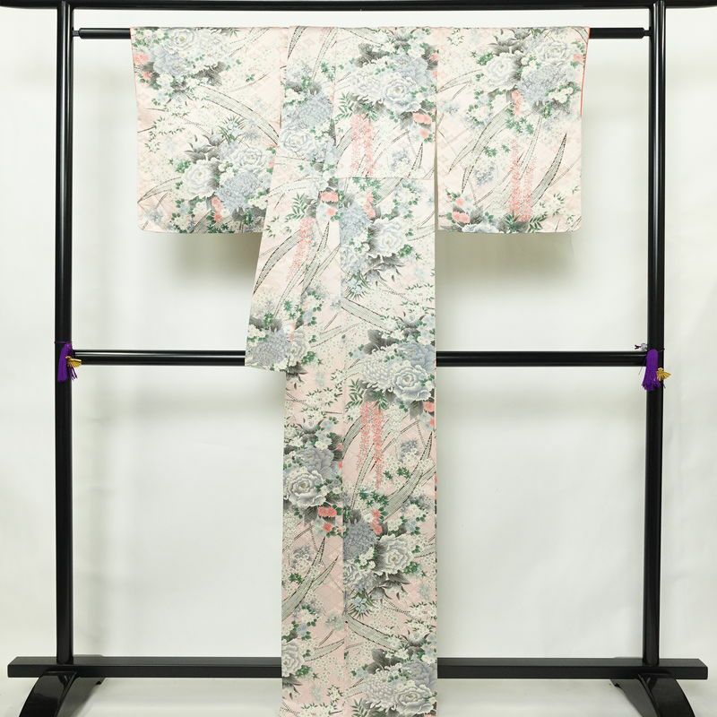 小紋 正絹 花柄 袷仕立て 身丈163cm 裄丈68.5cm リサイクル着物 着物 金彩 ピンク_画像2