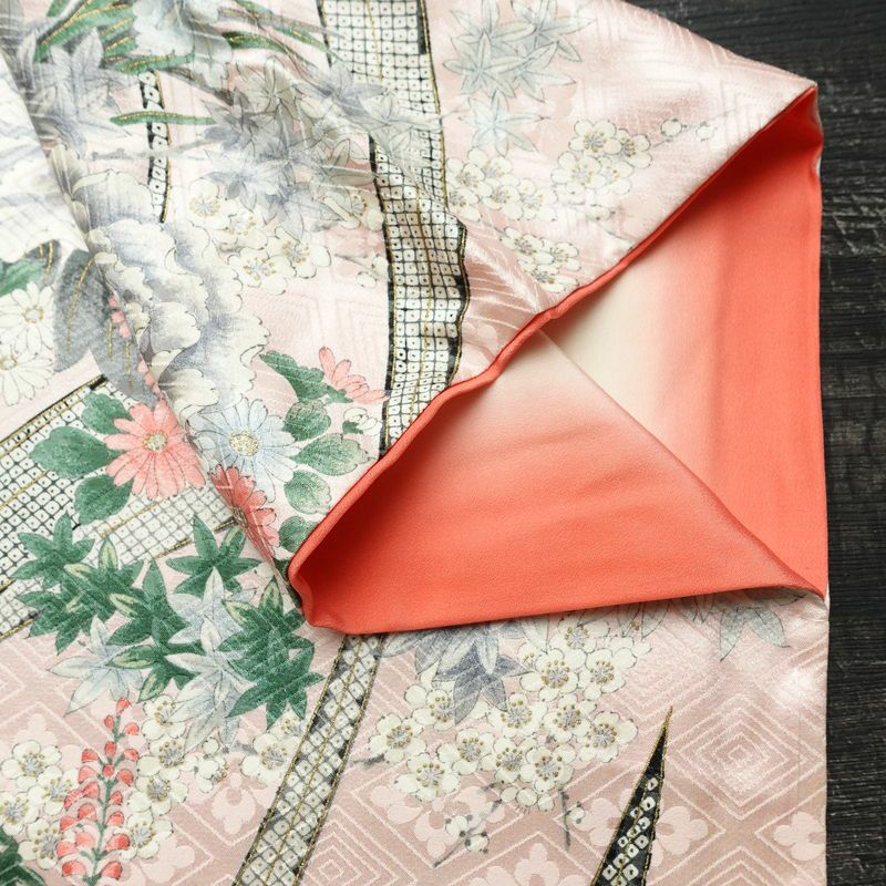 小紋 正絹 花柄 袷仕立て 身丈163cm 裄丈68.5cm リサイクル着物 着物 金彩 ピンク_画像14