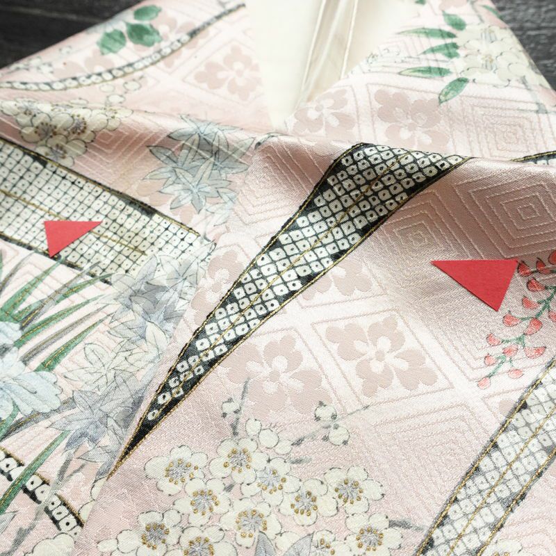 小紋 正絹 花柄 袷仕立て 身丈163cm 裄丈68.5cm リサイクル着物 着物 金彩 ピンク_画像17