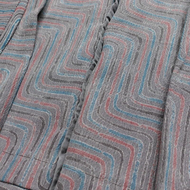 単衣 小紋 良品 しつけ糸付き バチ衿仕立て 正絹 幾何学柄・抽象柄 単衣仕立て 身丈157cm 裄丈65cm リサイクル着物 着物 紫・藤色_画像19