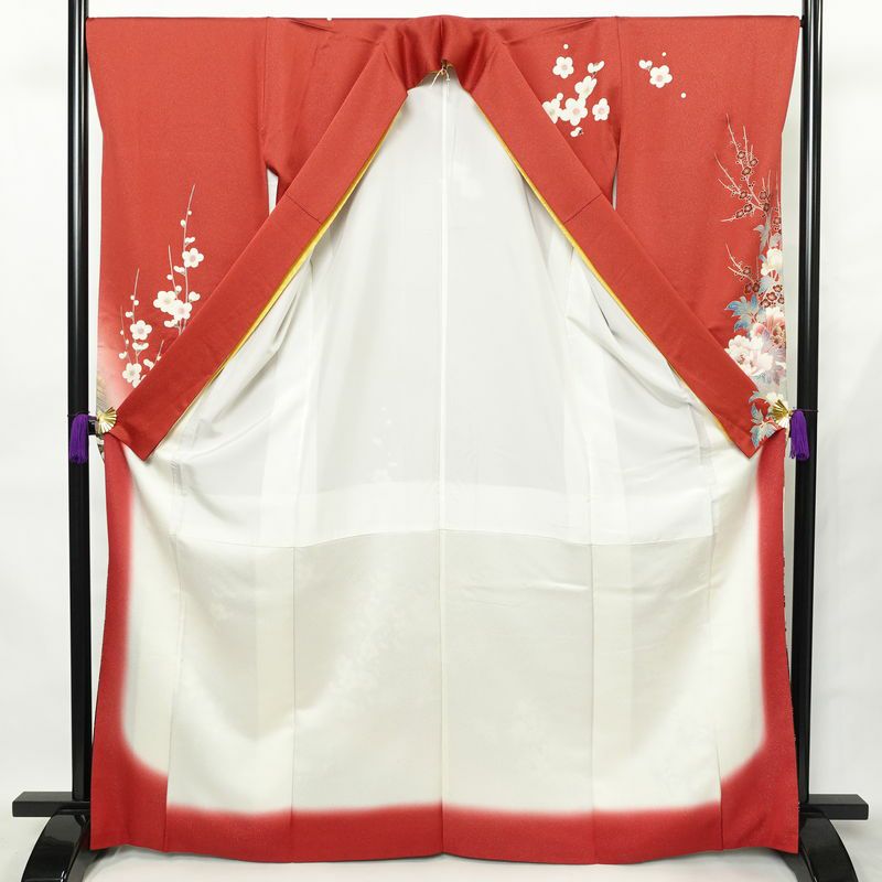 振袖 正絹 古典柄 伊達衿付き 袷仕立て 身丈166cm 裄丈67cm リサイクル着物 着物 箔 金彩 成人式 二十歳 二十歳の集い 盛り上げ箔 梅 赤・朱_画像3