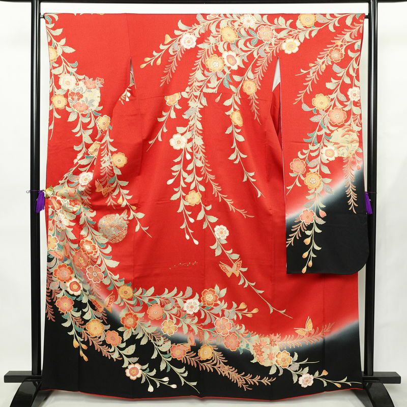 振袖 正絹 花柄 袷仕立て 身丈164cm 裄丈65.5cm リサイクル着物 着物 箔 金彩 成人式 二十歳 二十歳の集い 赤・朱_画像1