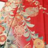 振袖 正絹 花柄 袷仕立て 身丈164cm 裄丈65.5cm リサイクル着物 着物 箔 金彩 成人式 二十歳 二十歳の集い 赤・朱_画像5