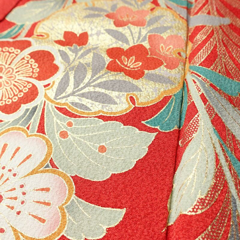 振袖 正絹 花柄 袷仕立て 身丈164cm 裄丈65.5cm リサイクル着物 着物 箔 金彩 成人式 二十歳 二十歳の集い 赤・朱_画像9