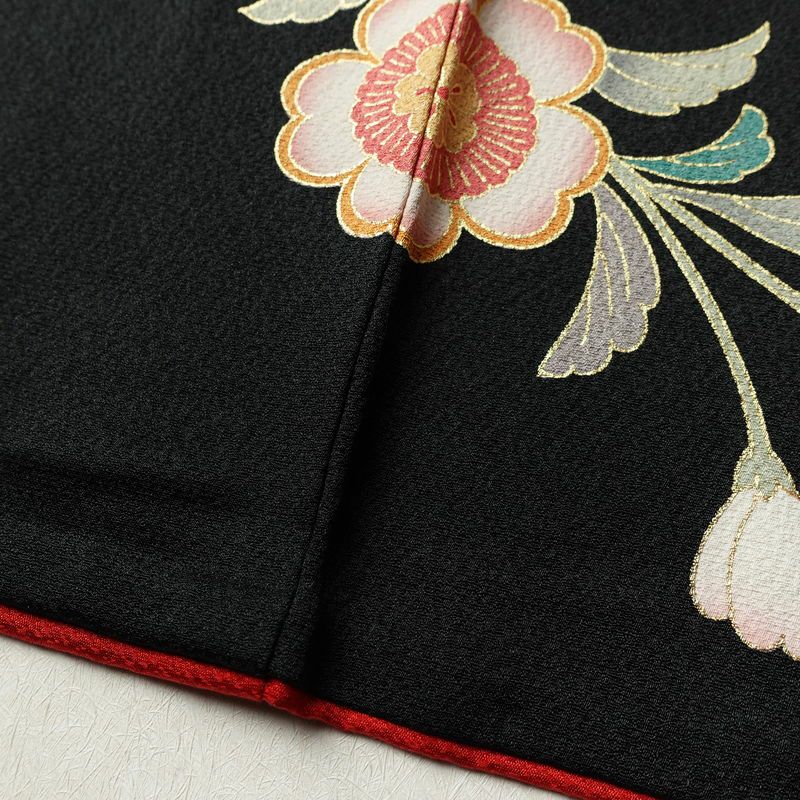 振袖 正絹 花柄 袷仕立て 身丈164cm 裄丈65.5cm リサイクル着物 着物 箔 金彩 成人式 二十歳 二十歳の集い 赤・朱_画像12