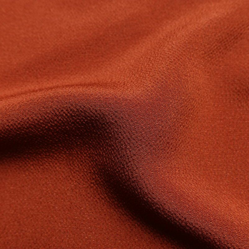 付け下げ 宮内庁御用達 赤城右堂 落款入り 縮緬 一つ紋付き 正絹 風景柄 袷仕立て 身丈156cm 裄丈64cm リサイクル着物 着物 モダン 茶_画像21