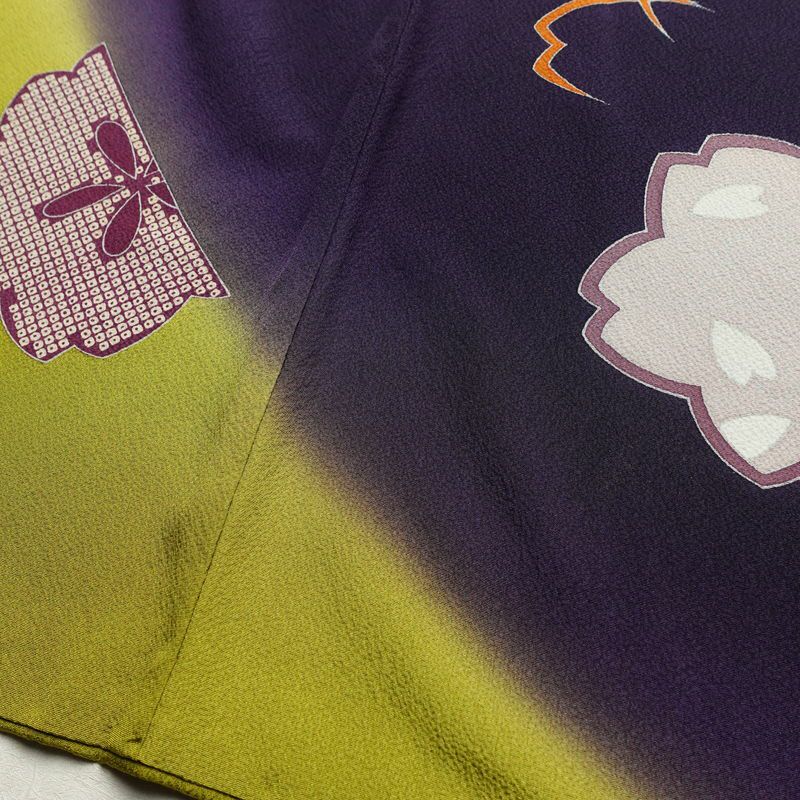 振袖 marieclaire 縮緬 正絹 花柄 袷仕立て 身丈170cm 裄丈68cm リサイクル着物 着物 成人式 二十歳 二十歳の集い モダン 桜 紫・藤色_画像11