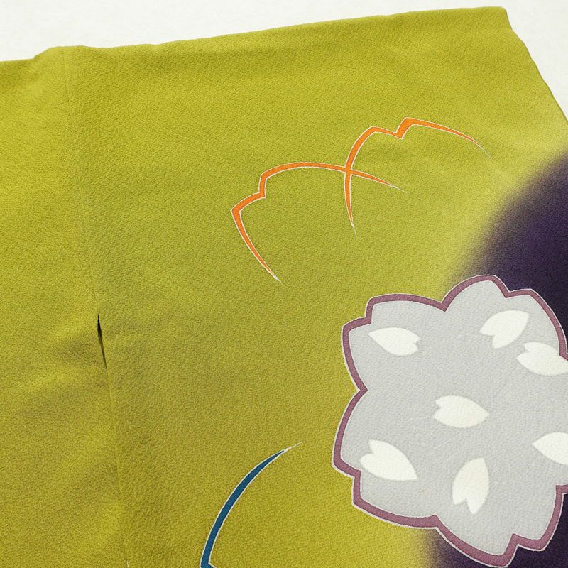 振袖 marieclaire 縮緬 正絹 花柄 袷仕立て 身丈170cm 裄丈68cm リサイクル着物 着物 成人式 二十歳 二十歳の集い モダン 桜 紫・藤色_画像13