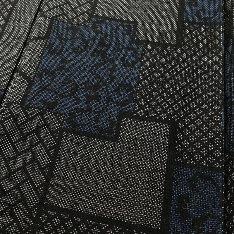 大島紬 しつけ糸付き 正絹 幾何学柄・抽象柄 袷仕立て 身丈160.5cm 裄丈63cm リサイクル着物 着物 グレー_画像4