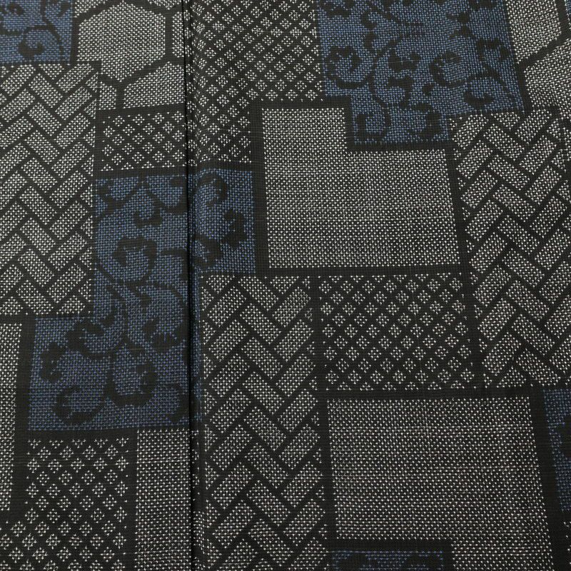 大島紬 しつけ糸付き 正絹 幾何学柄・抽象柄 袷仕立て 身丈160.5cm 裄丈63cm リサイクル着物 着物 グレー_画像7