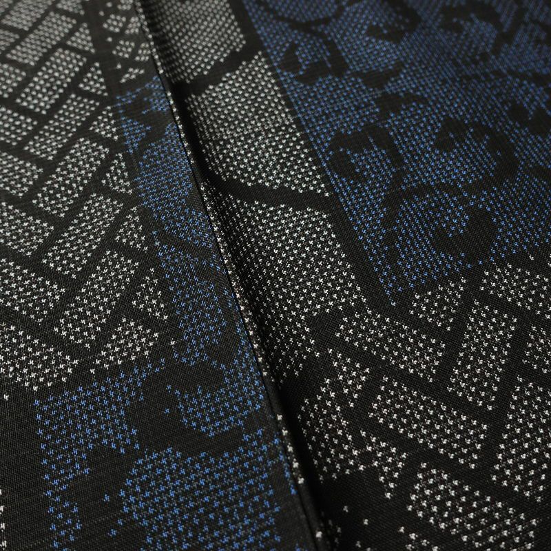 大島紬 しつけ糸付き 正絹 幾何学柄・抽象柄 袷仕立て 身丈160.5cm 裄丈63cm リサイクル着物 着物 グレー_画像11