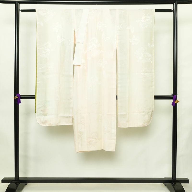 長襦袢 良品 振袖用 正絹 古典柄 袖無双・胴抜き 身丈124cm 裄丈65cm 蝶 リサイクル着物 ピンク_画像2