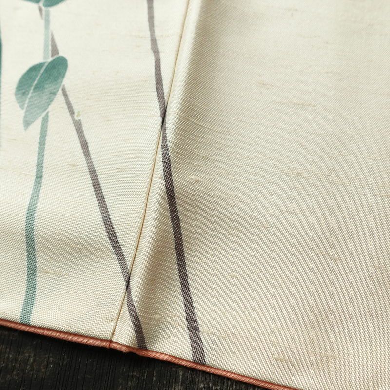 訪問着 加賀友禅 紬訪問着 元子 落款入り 正絹 花柄 袷仕立て 身丈160.5cm 裄丈68cm リサイクル着物 一部しつけ糸付き 着物 紬地 クリーム_画像9