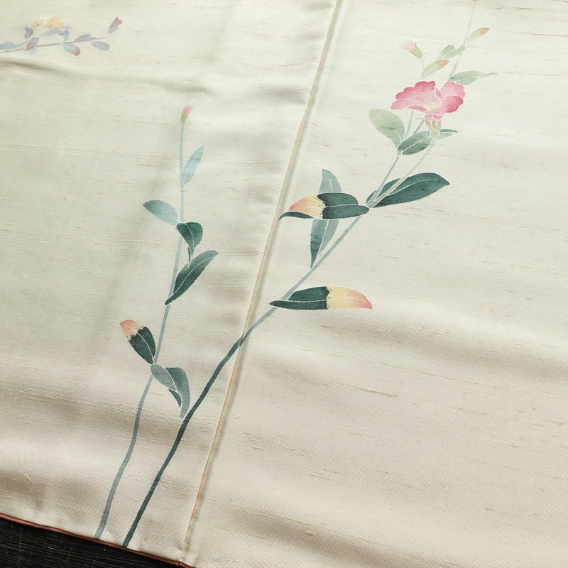 訪問着 加賀友禅 紬訪問着 元子 落款入り 正絹 花柄 袷仕立て 身丈160.5cm 裄丈68cm リサイクル着物 一部しつけ糸付き 着物 紬地 クリーム_画像10