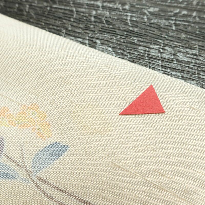 訪問着 加賀友禅 紬訪問着 元子 落款入り 正絹 花柄 袷仕立て 身丈160.5cm 裄丈68cm リサイクル着物 一部しつけ糸付き 着物 紬地 クリーム_画像13