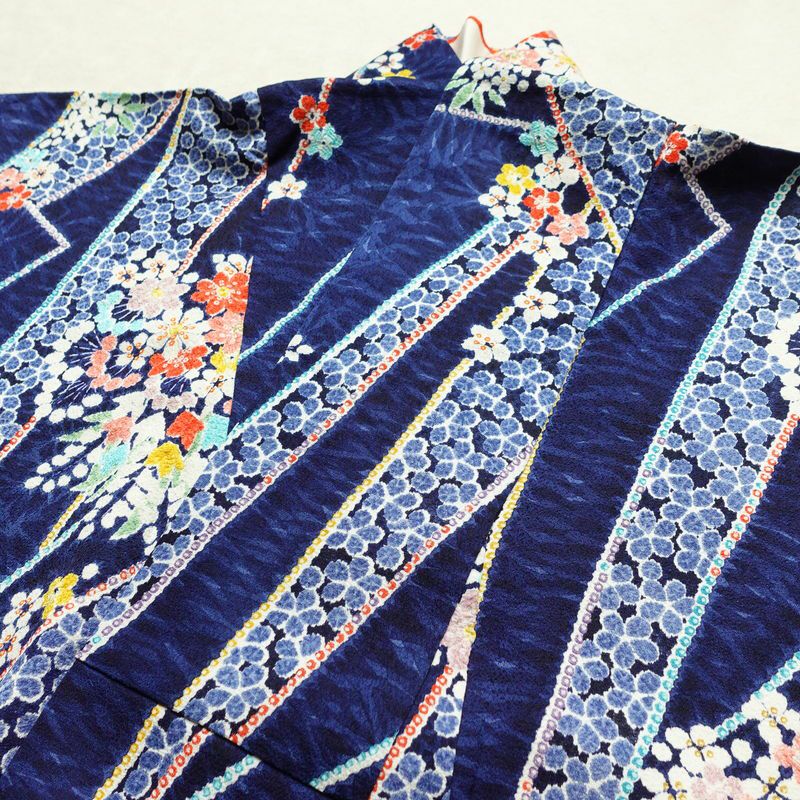 小紋 伊達衿付き 絞り 正絹 花柄 袷仕立て 身丈162cm 裄丈67.5cm リサイクル着物 着物 青・紺_画像15