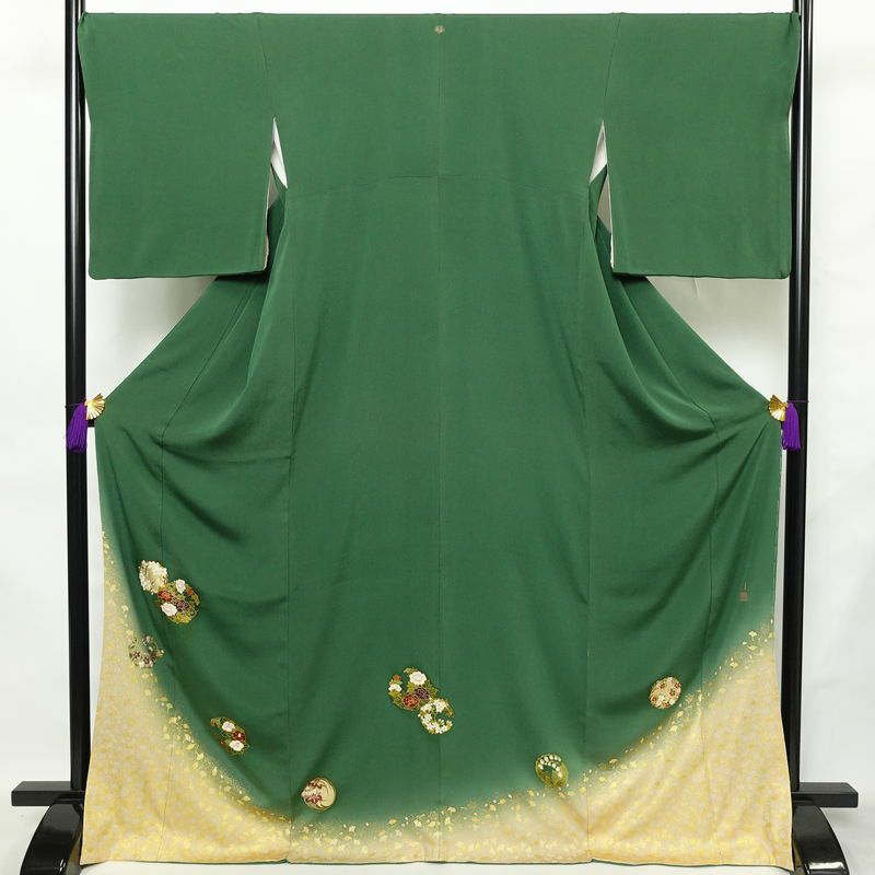 色留袖 松尾光琳 落款入り 縮緬 一つ紋付き 正絹 木の葉・植物柄 袷仕立て 身丈170cm 裄丈69.5cm リサイクル着物 着物 箔 共八掛 金彩 緑・うぐいす色_画像1