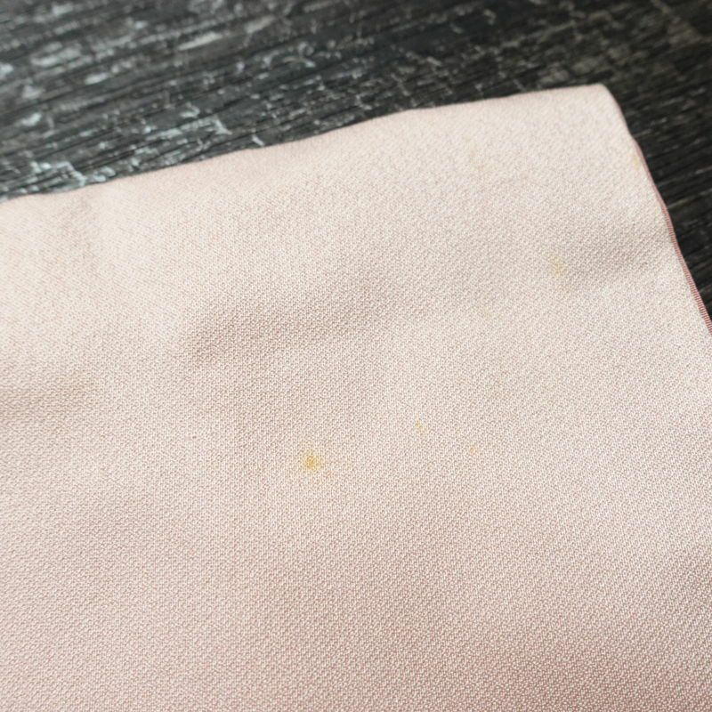 付け下げ 一つ紋付き 正絹 風景柄 袷仕立て 身丈165cm 裄丈66.5cm リサイクル着物 一部しつけ糸付き 着物 ピンク_画像16