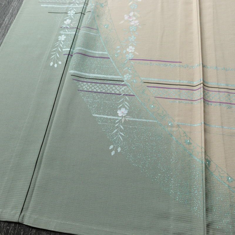 盛夏 絽 付け下げ 正絹 花柄 単衣仕立て 身丈162.5cm 裄丈67cm リサイクル着物 着物 箔 薄物 モダン ベージュ_画像4