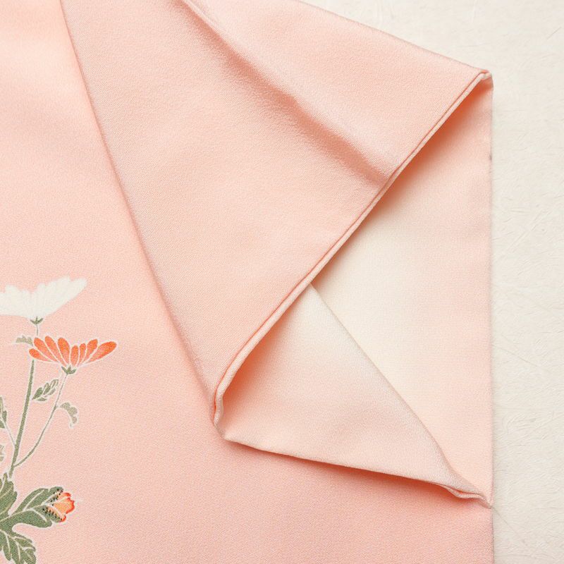 付け下げ 縮緬 一つ紋付き 伊達衿付き 正絹 花柄 袷仕立て 身丈160.5cm 裄丈65.5cm リサイクル着物 着物 入学式 七五三 フォーマル 菊 ピンク_画像14