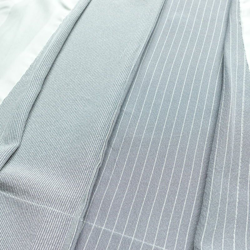 単衣 小紋 良品 縮緬 正絹 その他の柄 単衣仕立て 身丈163cm 裄丈64.5cm リサイクル着物 着物 青・紺_画像17