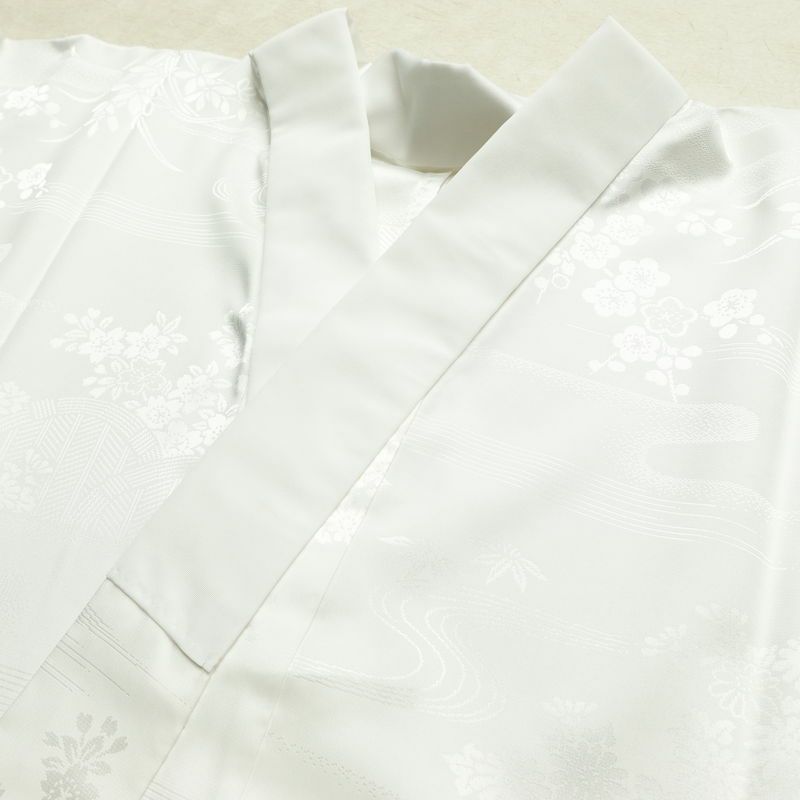 喪服 美品 袷喪服 落款入り しつけ糸付き 縮緬 五つ紋付き 正絹 無地 袷仕立て 身丈164.5cm 裄丈68cm リサイクル着物 着物 未使用品 黒_画像8